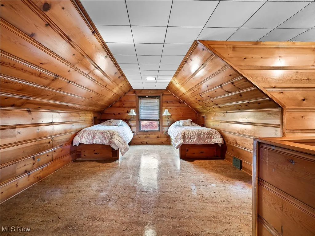 5211 W Ridgewood Drive, Parma, Ohio 44134,MLS Now Listing ID