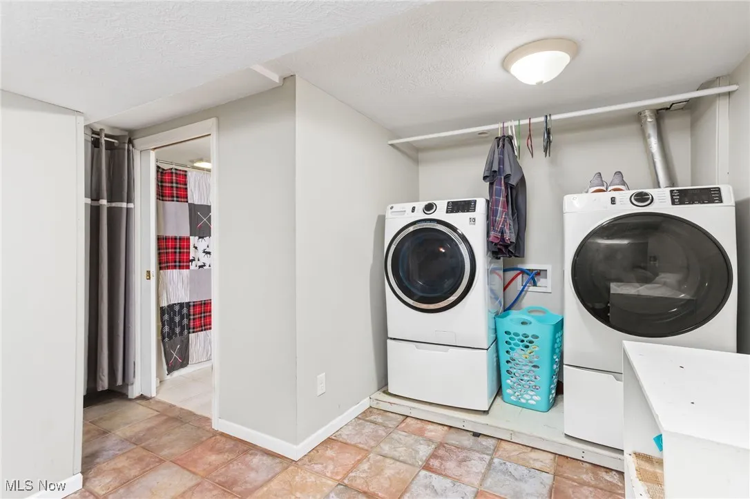 8941 SHOEMAKER Avenue, Canal Fulton, Ohio 44614,MLS Now Listing ID