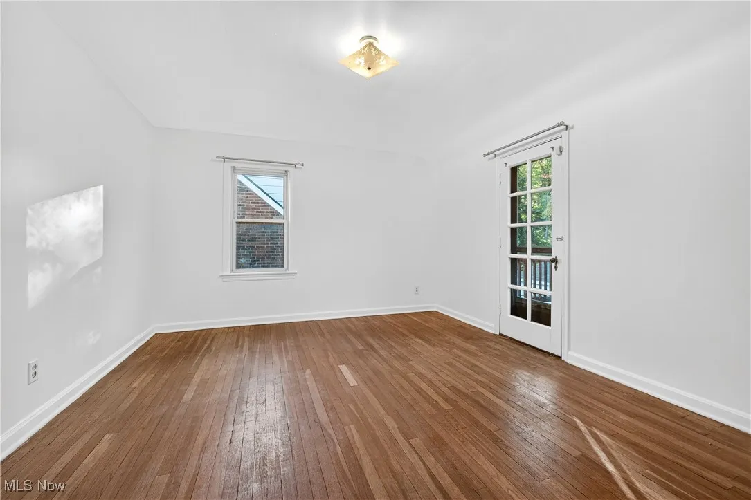 Bedroom 2 with Balcony