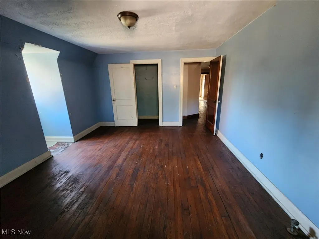 3rd floor 6th bedroom