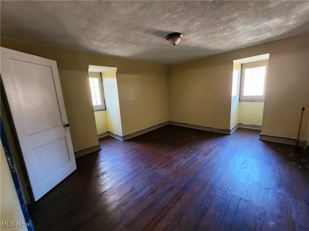 3rd floor 5th bedroom