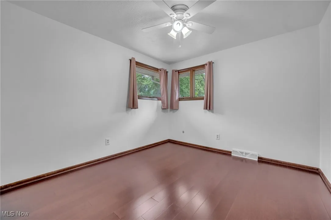 4th bedroom, 2nd floor