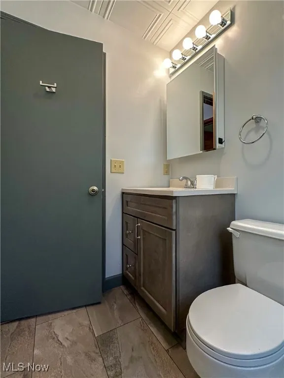 1724 Portal Drive, Howland, Ohio 44484,MLS Now Listing ID