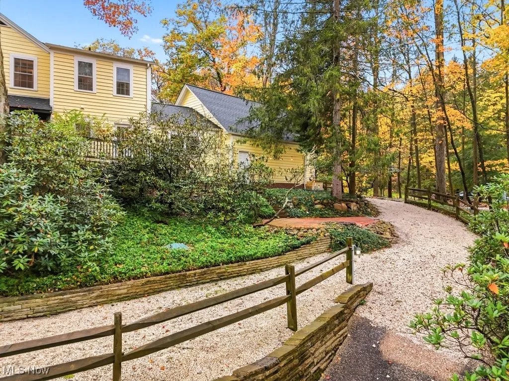 50 Park Lane, Chagrin Falls, Ohio 44022,MLS Now Listing ID