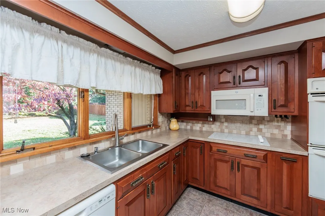 427 Perry Road, Tallmadge, Ohio 44278,MLS Now Listing ID