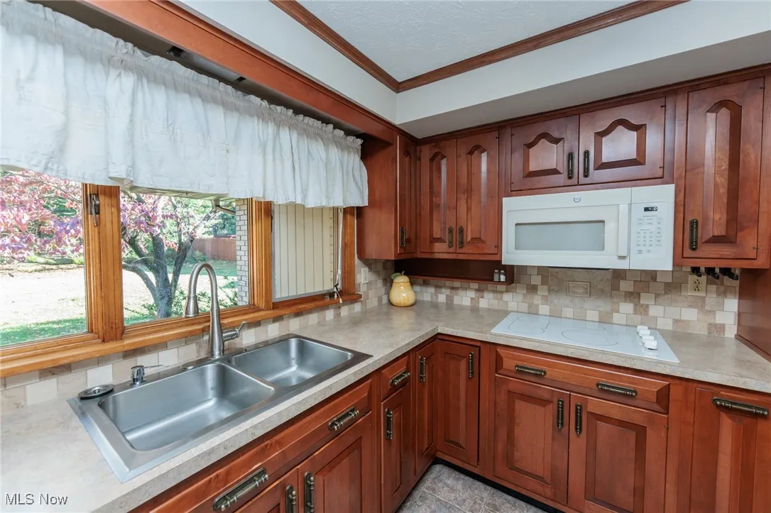 427 Perry Road, Tallmadge, Ohio 44278,MLS Now Listing ID