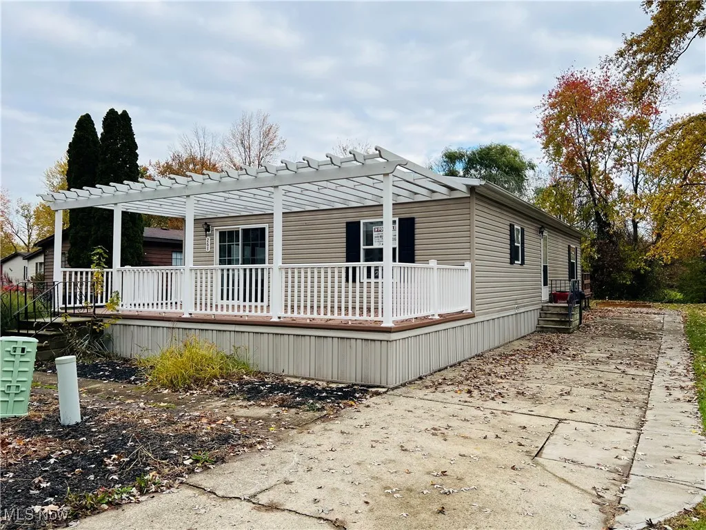 268 Twin Lakes, Elyria, Ohio 44035,MLS Now Listing ID