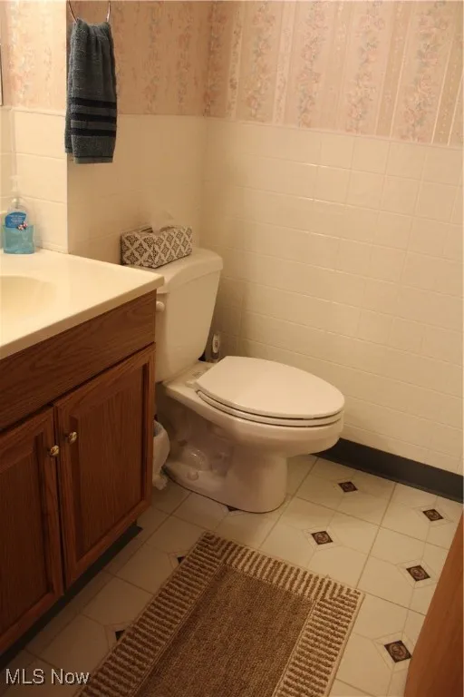 Basement half bath