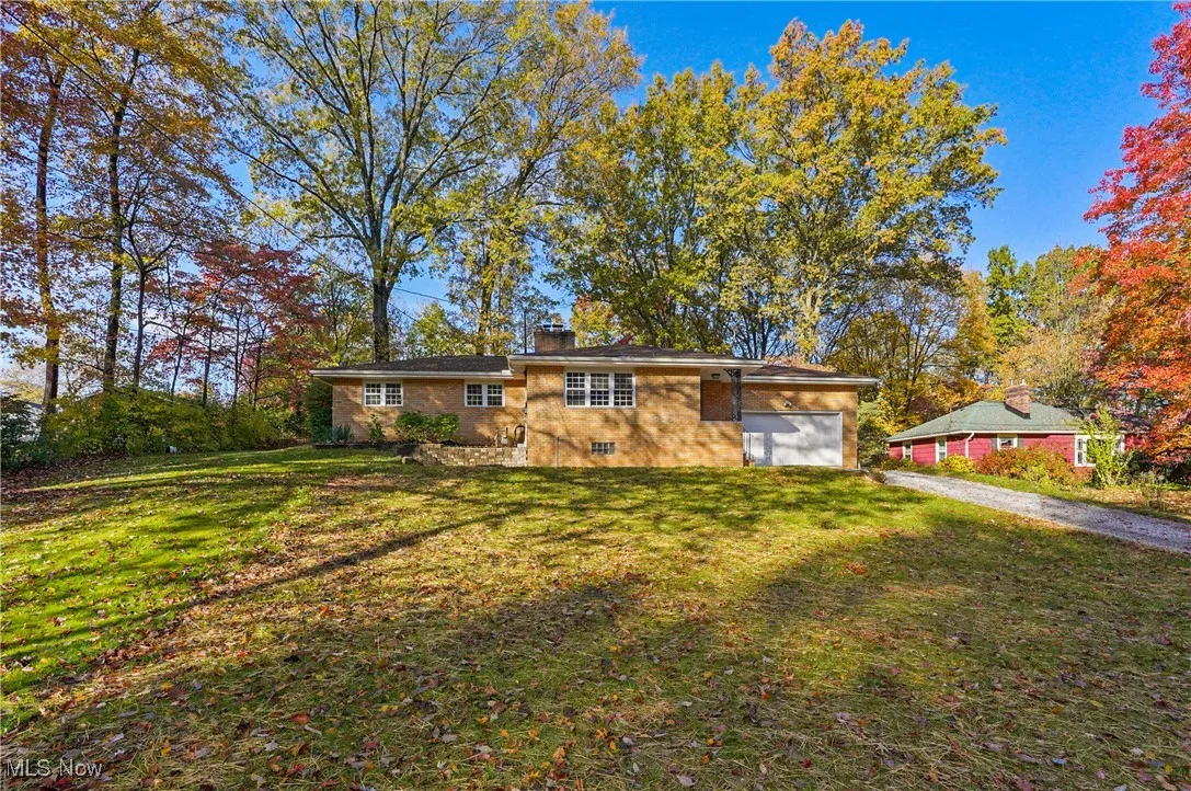 his house is a must see on a quite Cul-de-sac