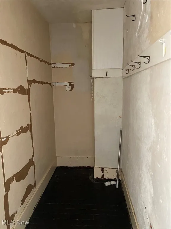 237 Commonwealth Avenue, Massillon, Ohio 44646,MLS Now Listing ID