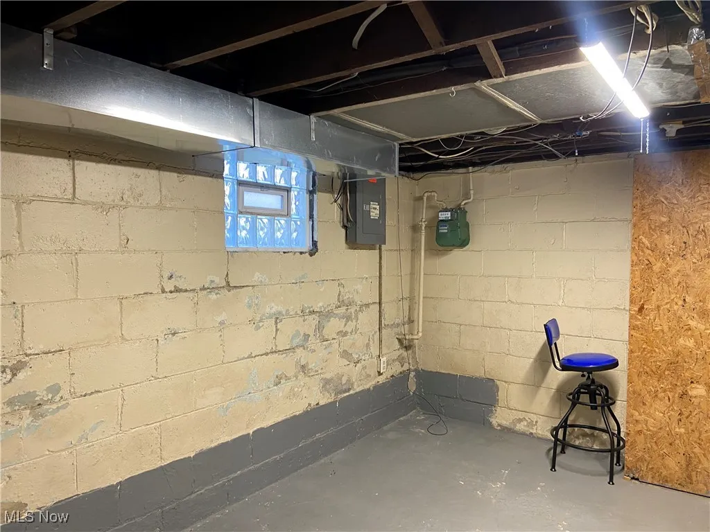 237 Commonwealth Avenue, Massillon, Ohio 44646,MLS Now Listing ID