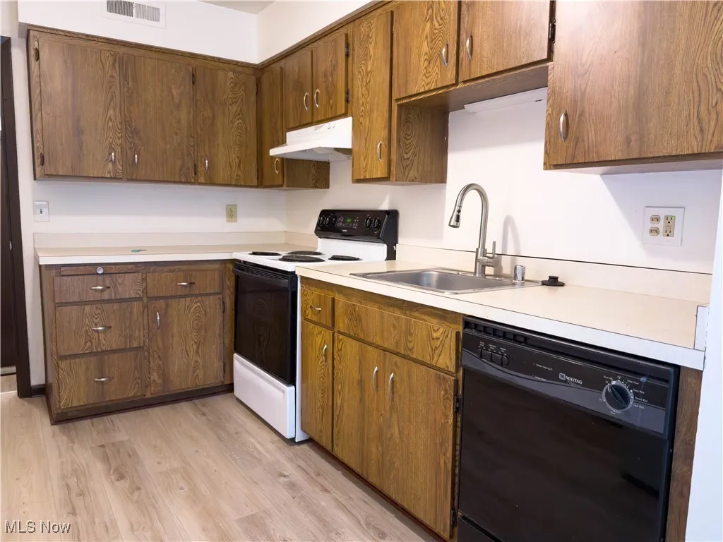 1389 Belvoir Mews, South Euclid, Ohio 44121,MLS Now Listing ID