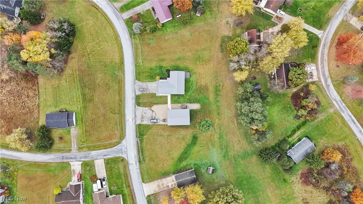 Aerial view of property and surrounding area