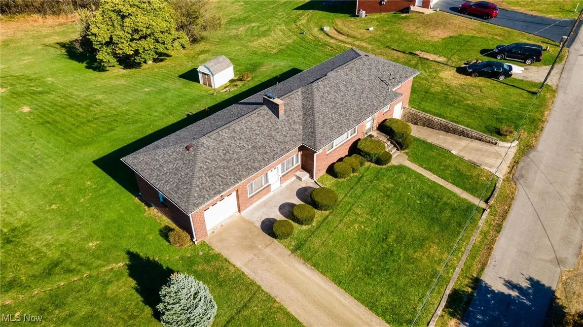 Aerial view of property and surrounding area