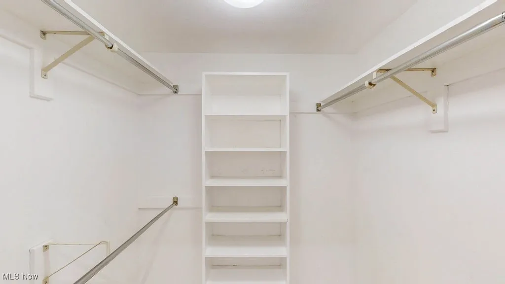 18 Dorset Court, Beachwood, Ohio 44122,MLS Now Listing ID