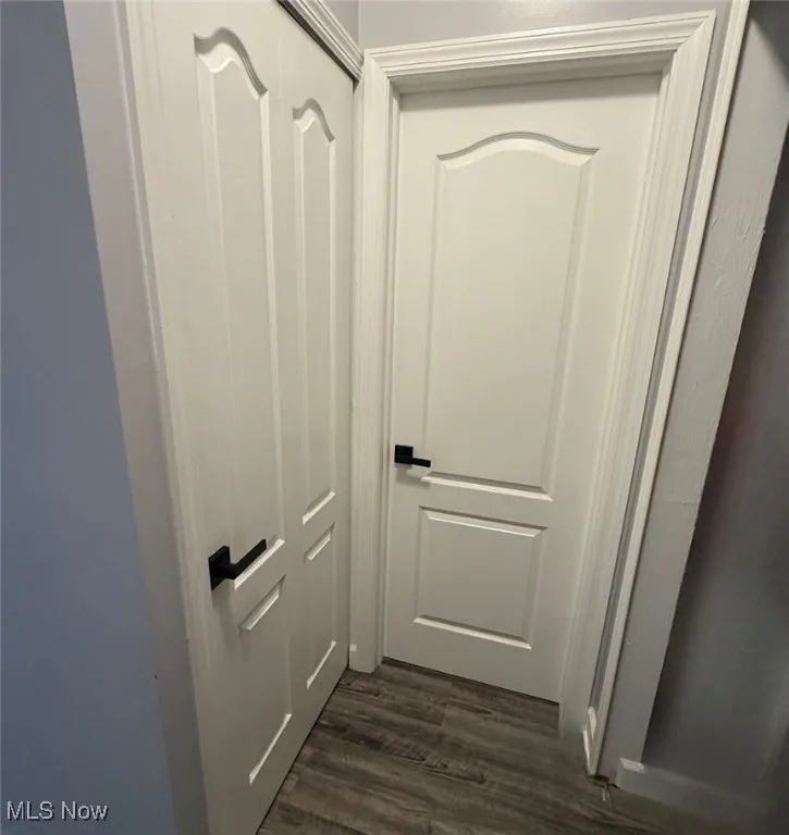 Detailed view of wood finished floors