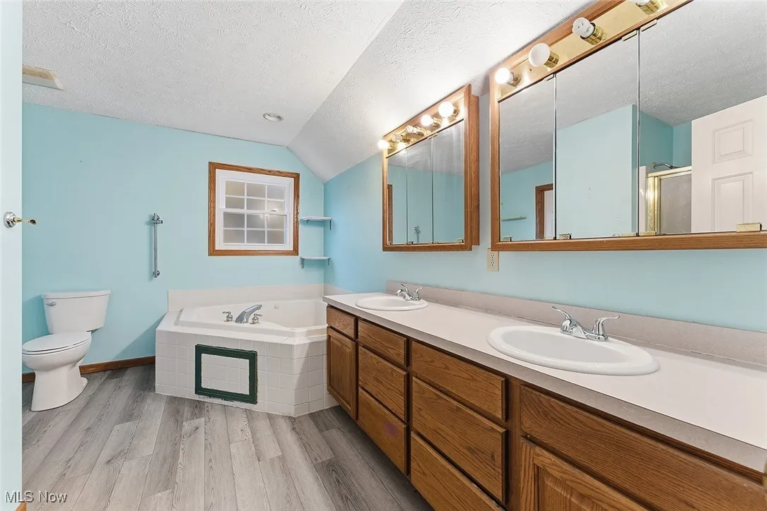 3805 Mount Vernon Boulevard, Norton, Ohio 44203,MLS Now Listing ID