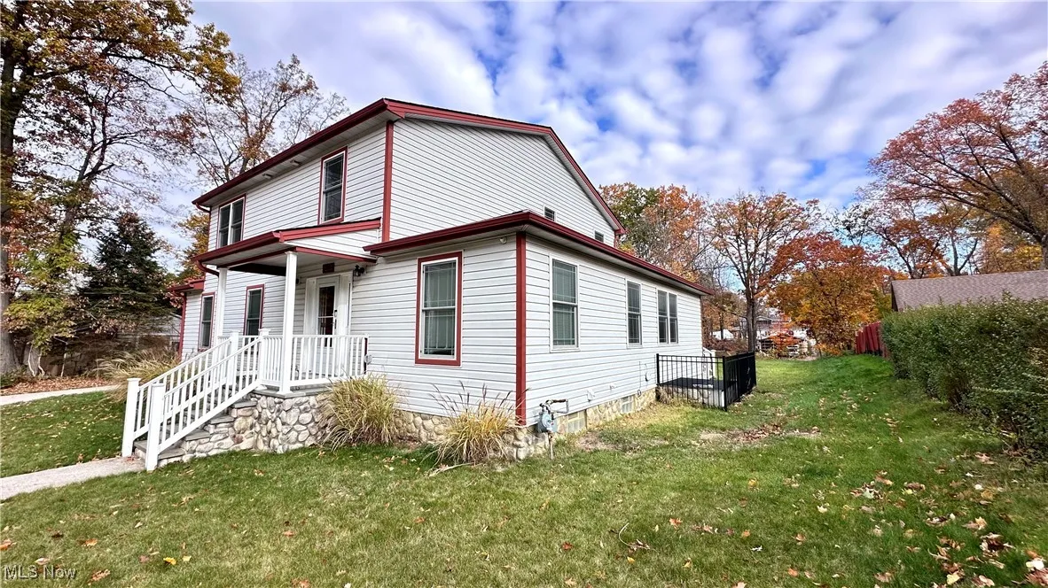 View of property exterior