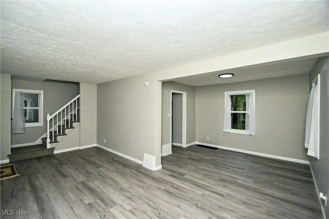 542 Montgomery Street, Akron, Ohio 44305,MLS Now Listing ID