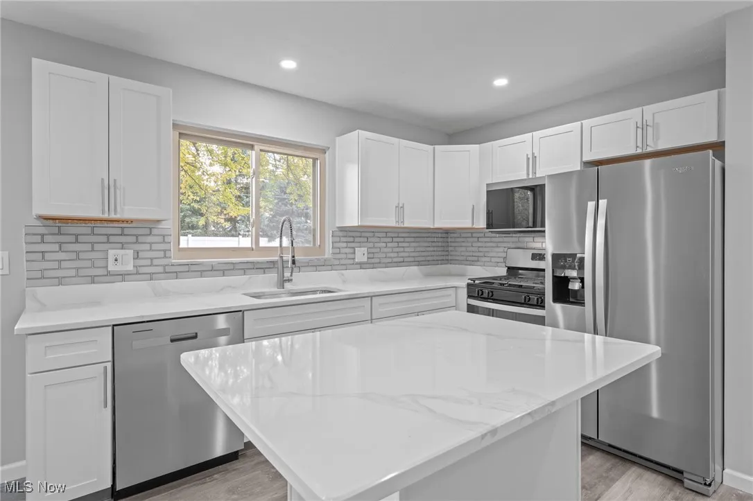 6876 Anthony Lane, Parma Heights, Ohio 44130,MLS Now Listing ID