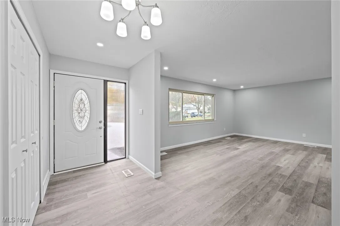 6876 Anthony Lane, Parma Heights, Ohio 44130,MLS Now Listing ID