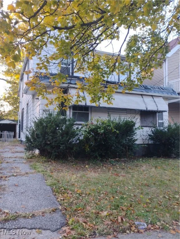 View of property exterior