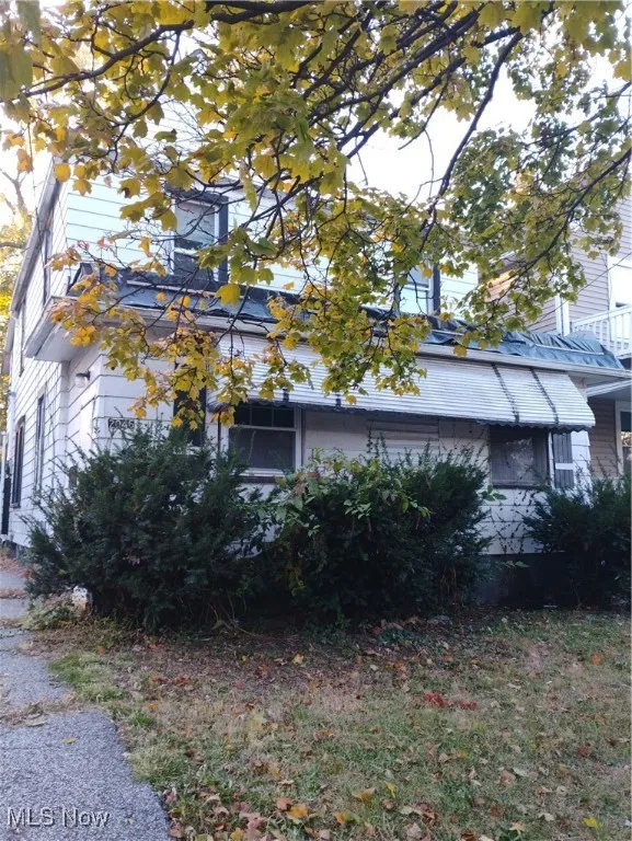 View of home's exterior