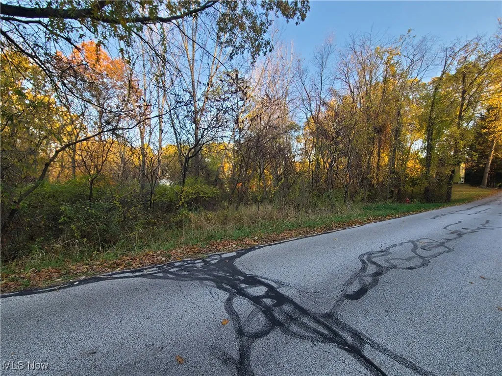 Public sewer is available.