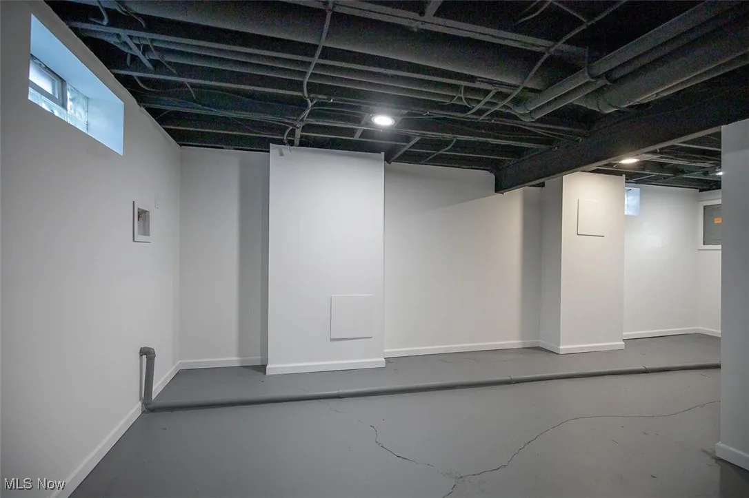 1076 Hardesty Boulevard, Akron, Ohio 44320,MLS Now Listing ID