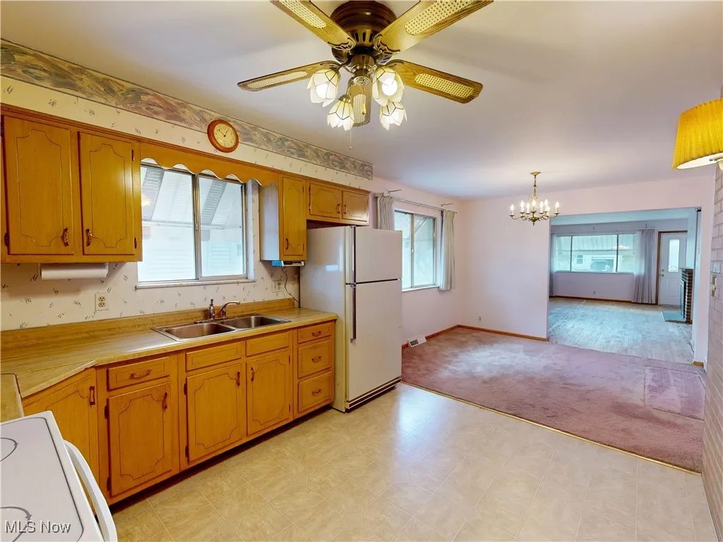 701 E 332nd Street, Eastlake, Ohio 44095,MLS Now Listing ID