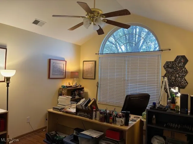office or 3rd bedroom