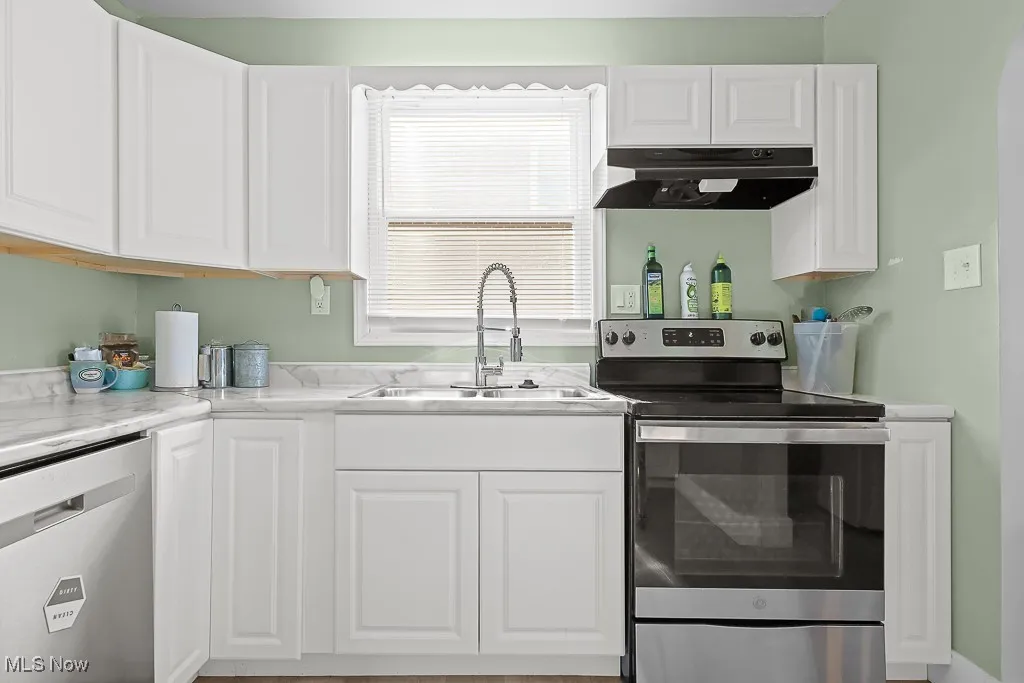 2041 Watson Avenue, Alliance, Ohio 44601,MLS Now Listing ID