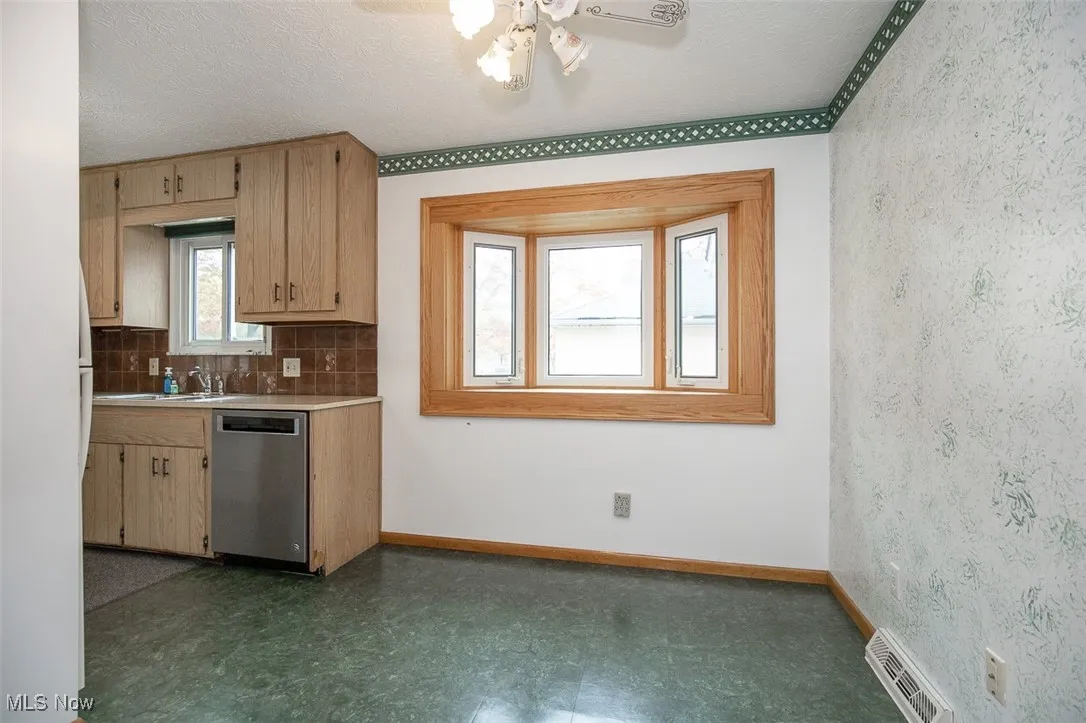 148 Meadow Circle, Berea, Ohio 44017,MLS Now Listing ID