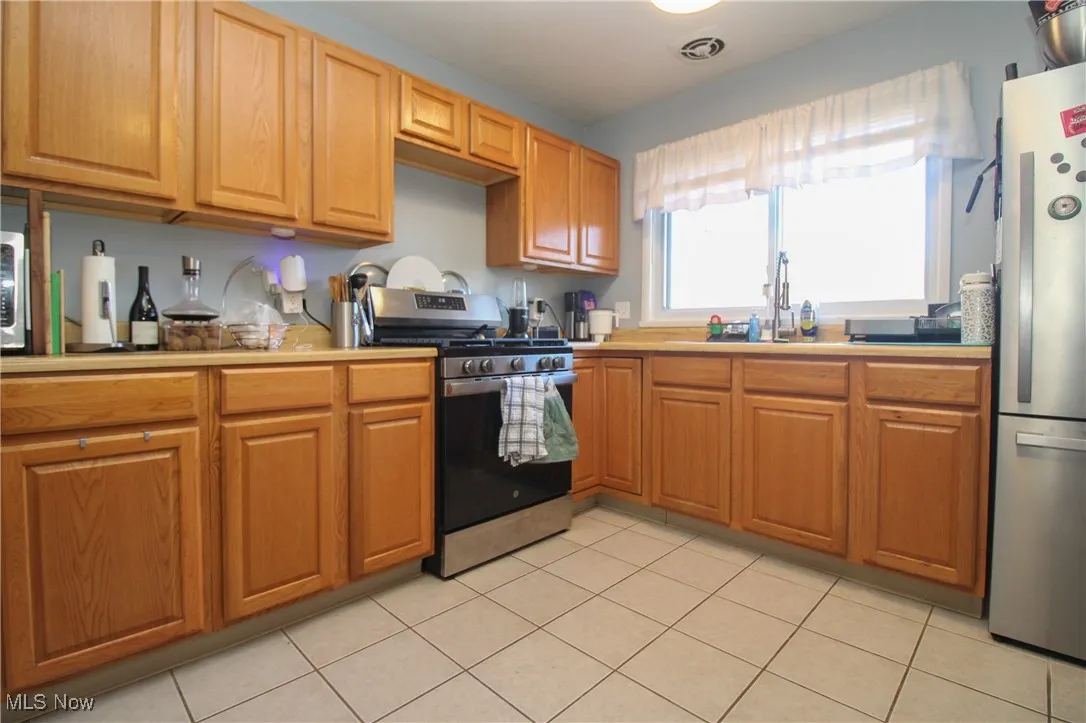 325 N Yorkshire, Austintown, Ohio 44515,MLS Now Listing ID