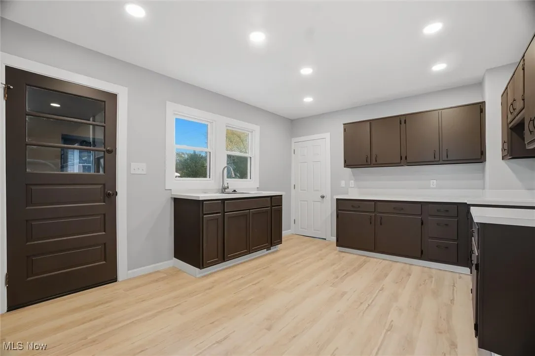 949 E 6th Street, Ashtabula, Ohio 44004,MLS Now Listing ID