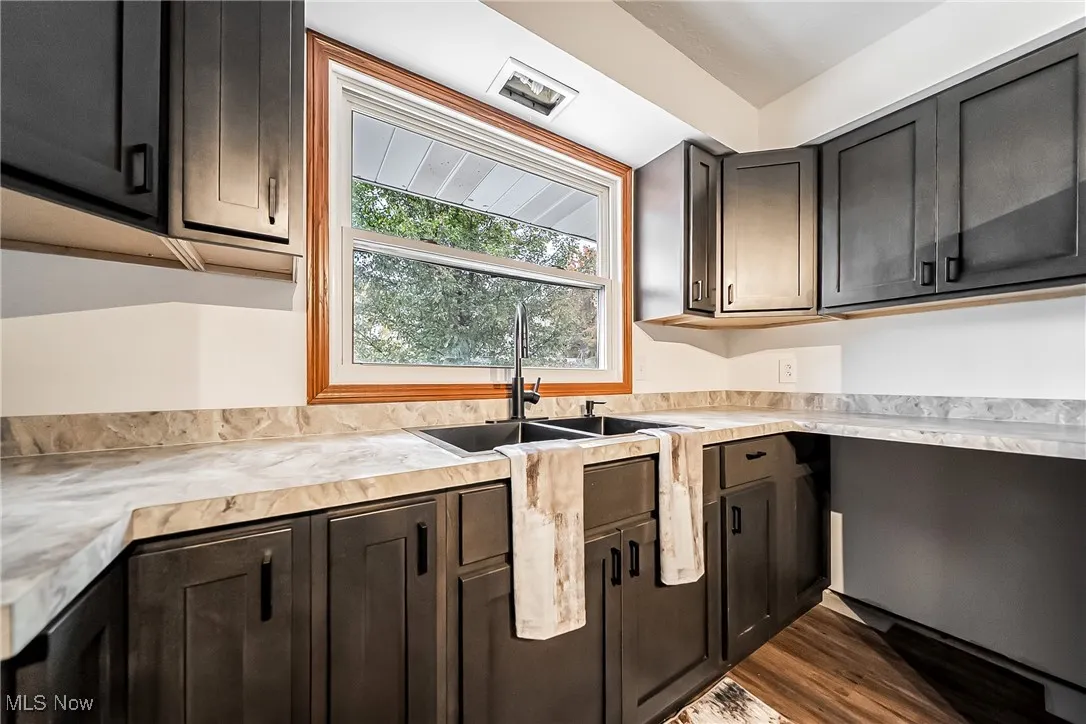 1038 Oakwood Drive, Elyria, Ohio 44035,MLS Now Listing ID