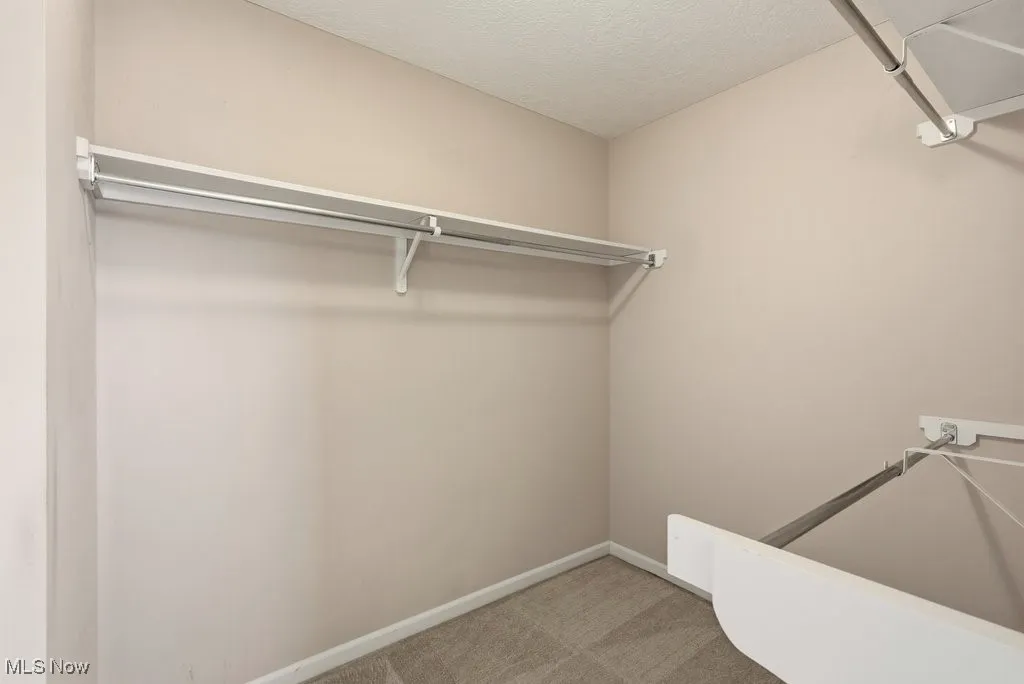 404 Brookpoint Street, North Canton, Ohio 44720,MLS Now Listing ID