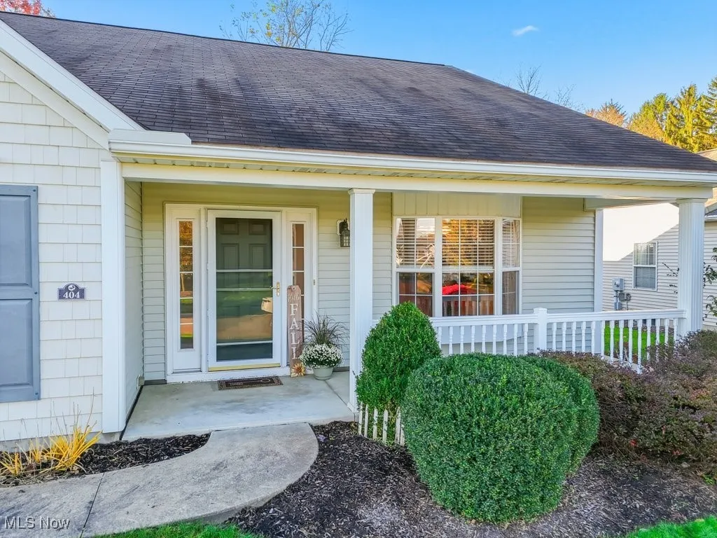 404 Brookpoint Street, North Canton, Ohio 44720,MLS Now Listing ID