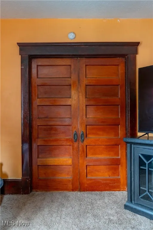 Detailed view of carpet