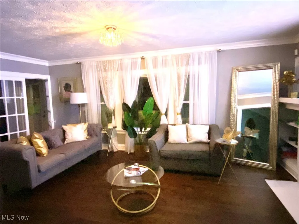 1040 E 177th Street, Cleveland, Ohio 44119,MLS Now Listing ID