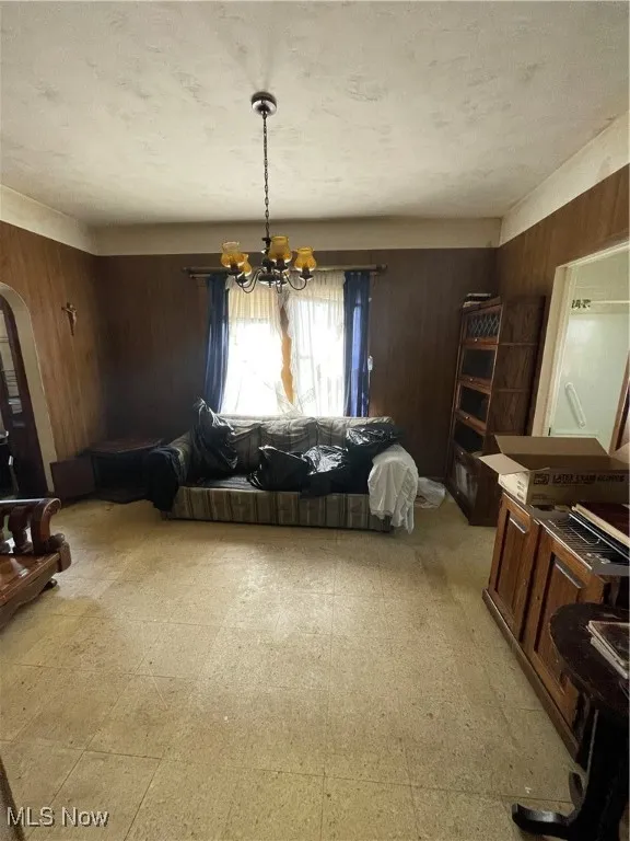 6825 Clement Avenue, Cleveland, Ohio 44105,MLS Now Listing ID