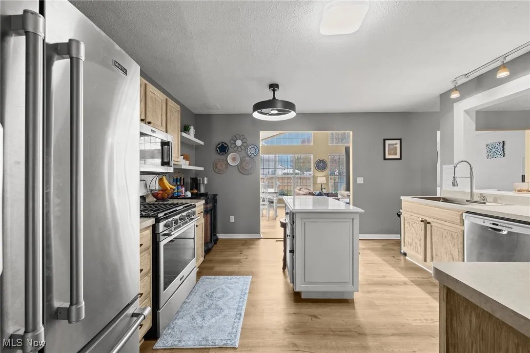 402 Song Bird Street, Elyria, Ohio 44035,MLS Now Listing ID