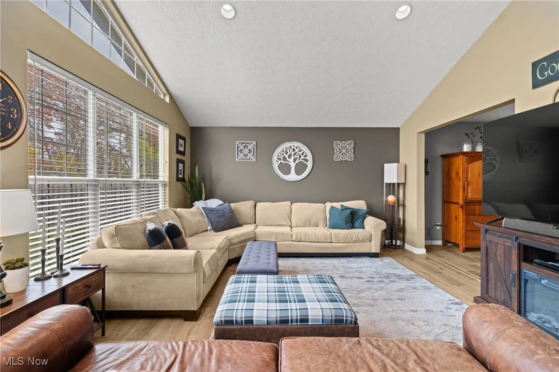 402 Song Bird Street, Elyria, Ohio 44035,MLS Now Listing ID