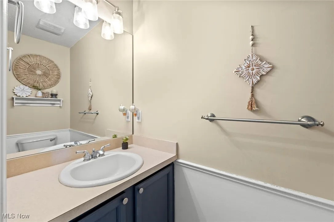 402 Song Bird Street, Elyria, Ohio 44035,MLS Now Listing ID