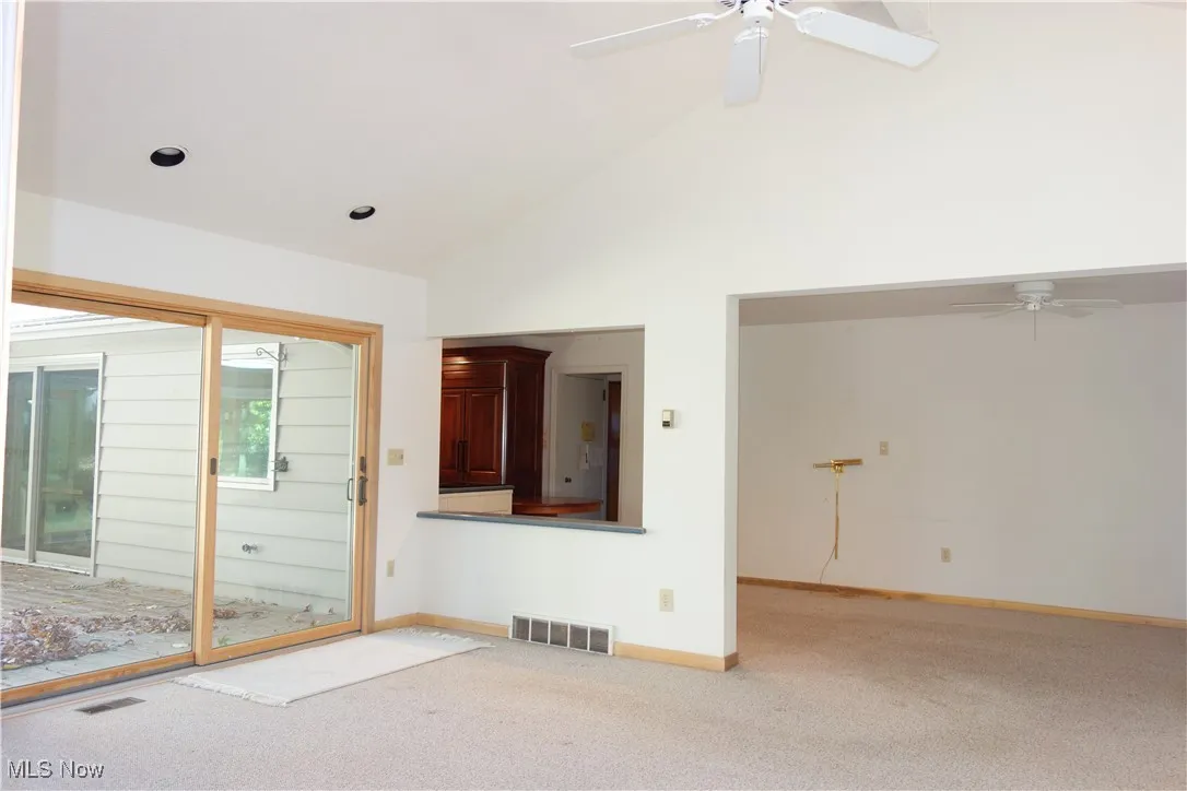 Family room, Dining area to Kitchen