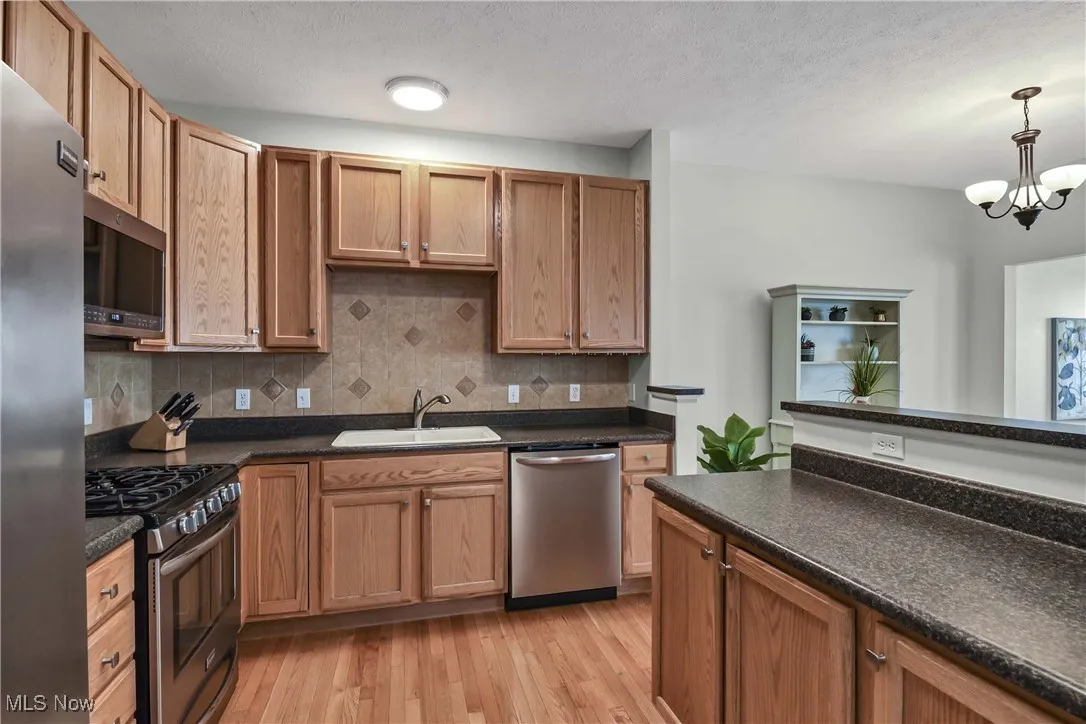 105 Clay Court, Berea, Ohio 44017,MLS Now Listing ID