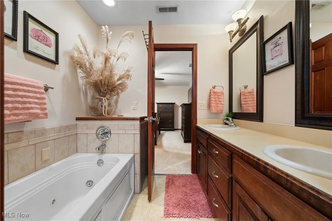 268 Schoenbrunn Drive, New Philadelphia, Ohio 44663,MLS Now Listing ID