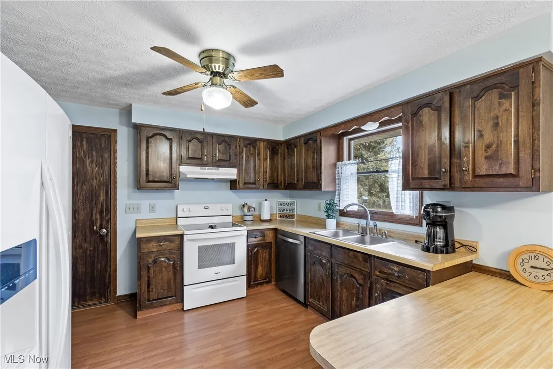 12390 Springwater Avenue, Uniontown, Ohio 44685,MLS Now Listing ID