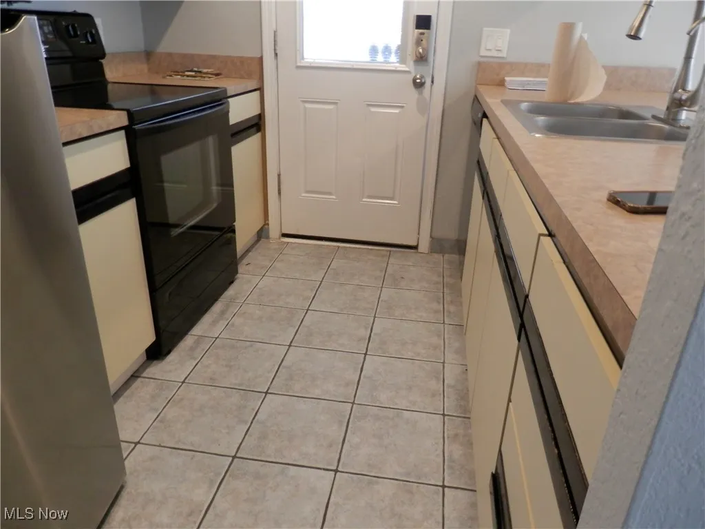 Kitchen with all appliances
