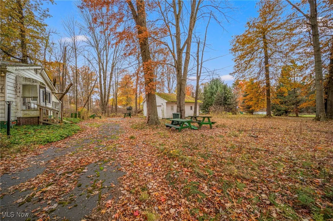 View of driveway and garage